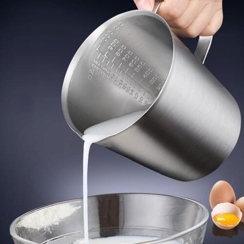 304 stainless steel large capacity measuring cup household measuring cup scale cup measuring cup with scale thickened