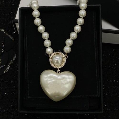 2021 Hot Brand Fashion Jewelry Women Vintage Pearls Chain Pendant Link Necklace Party Fine White Zircon Tassel Heart Choker Gift