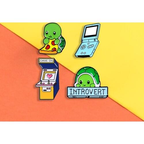 Introvert Tortoise Enamel Pins Cute Cat Game Machine Badges Animal Brooches Lapel Pin Cartoon Jewelry Gift for Friends Wholesale