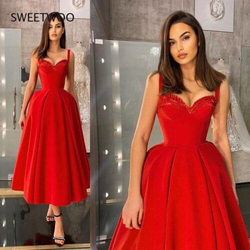 2021 New Red Velour Evening Dresses Spaghetti Straps Fluffy Skirt Short Prom Gowns Tea Length Party Guest Reception Dress