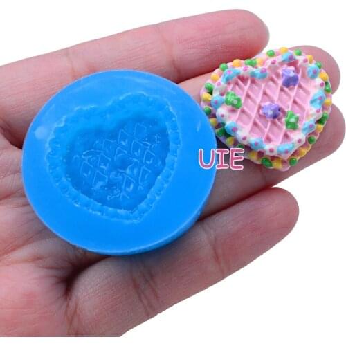GYL360U 28.2mm x 26.5mm Heart-shape Cake Silicone Mold Fondant Cake Decoration Candy Resin Clay Earrings Necklace Craft Soap