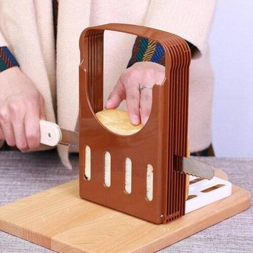 Bread Slicer Effective Easy to Use Plastic Food Grade Materials Anti-slid Base Bread Cutter for Home
