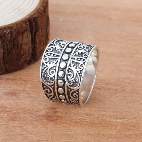Bohemian Vintage Jewelry Retro Carving Butterfly Pattern Ring Exaggerated Personality Retro Statement Rings for Women