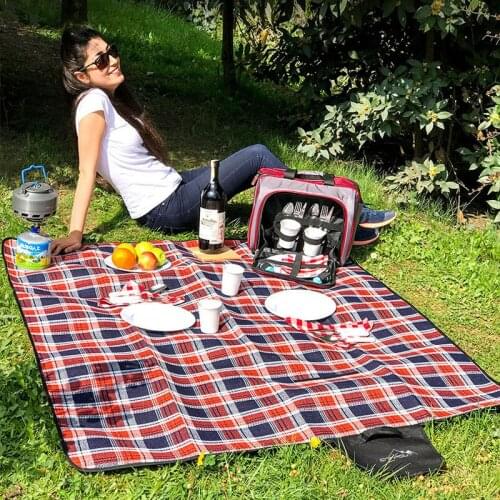 Summer men and women outdoor family camping picnic mat family mat moisture-proof lunch break picnic mat three-layer thickening