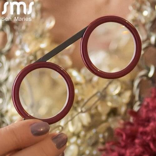 +250 Reading Glasses Reading Glasses Men and Women High Quality Business Office Men Holding Reading Glasses