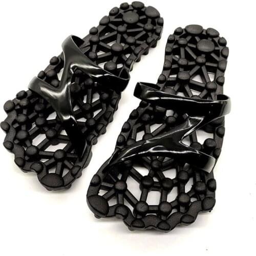 New Arrival Couples Home Bath Slippers Fashion Flat Hollow Massage Slides Shoes Large Size Men/Women Indoor PVC Beach Flip Flops