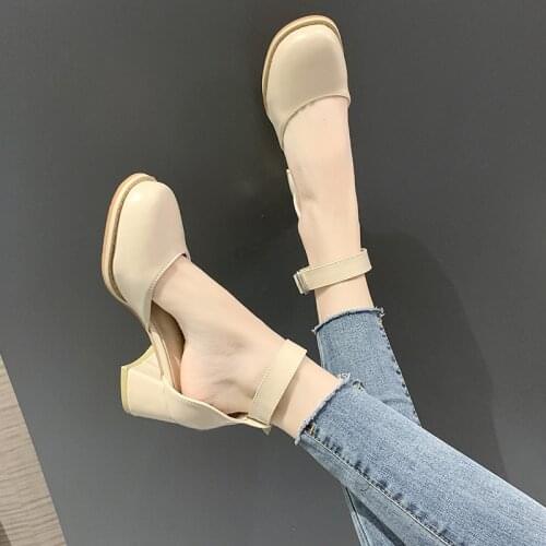 Block Heels Closed Toe Sandals Fashion Womens Shoes 2020 Med All-Match Shallow Mouth Suit Female Beige Chunky Womens Luxury
