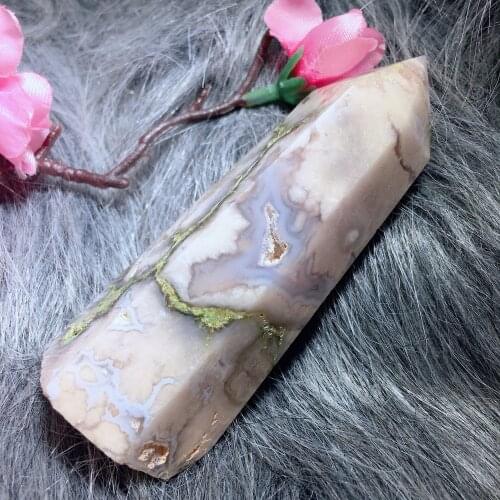 Flower agate tower1987