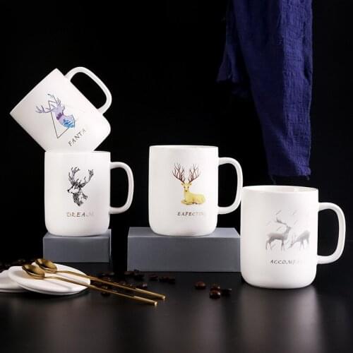 Cartoon personality style ceramic mug, home office coffee cup with lid and spoon, creative ceramic mug set