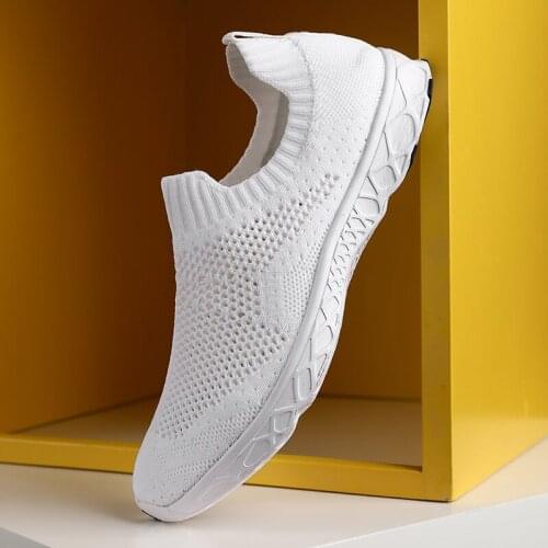 Men Aqua Shoes Barefoot Men Beach Shoes For Women Upstream Shoes Breathable Mesh Sneakers Unisex Quick Dry River Sea Water Shoes