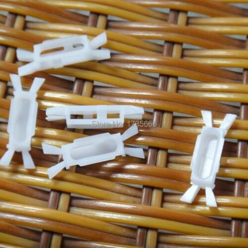 25x Door Seal Sealing Clips Rubber Gasket Clamp Side Plastic Strip For Renault Fiat 7078732 , 7701408860