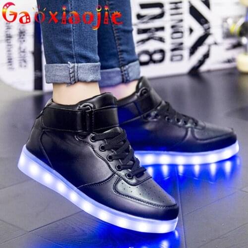 Ladies Sneakers 2021 Summer New USB Charging Luminous High Help Casual Shoes Colorful LED Velcro Luminous Lovers Board Shoes