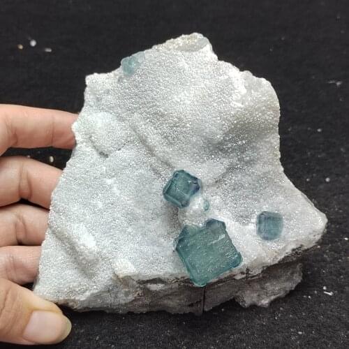 390.3g100% natural rare blue fluorite mineral specimen stone and crystal energy healing stone decorated with Quartz Gemstone