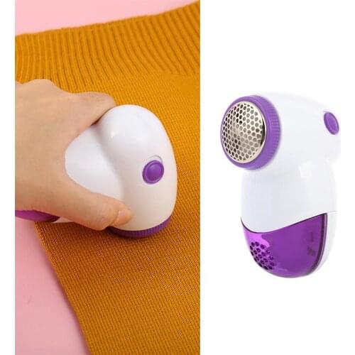 Electric Lint Remover Fabric Shaver Hair Remover Portable Mini Battery Operated Sweater Pilling Trimmer for Clothes Furniture
