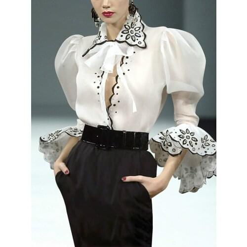 Shirt Women 2020 Spring Womens French Retro Court Style Bubble Sleeve Single Breasted Lace Up Organza Top Three Quarter