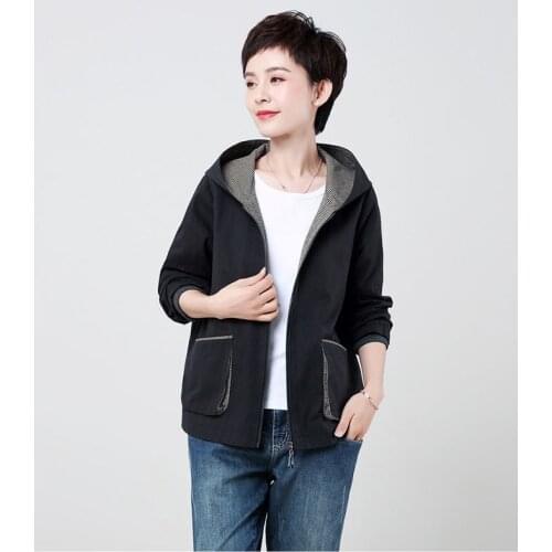 Short Trench coat Female 2020 new spring cotton Windbreaker loose large size Hooded zipper fashion wild simple windbreaker D237