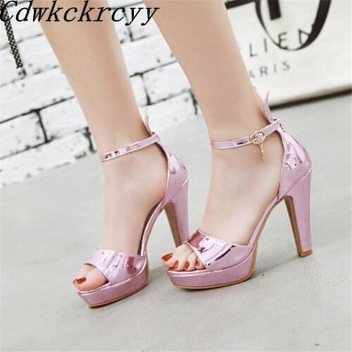 Women sandals Summer New pattern fashion Super high heel Women sandals Golden silvery sexy Thick bottom banquet Sandals 34-43