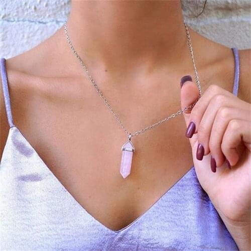 Vintage Natural Stone Bullet Crystal Necklace For Women Jewelry Simple And Stylish White Pink Crystal Clavicle Ncecklace