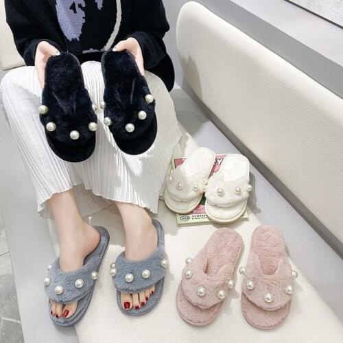 Womens Autumn And Winter Plush Slippers Korean Fashion Pearl Flat Bottom Comfortable Plush Slippers Women Warm Shoes
