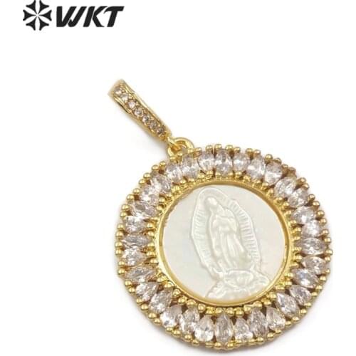 WT-MP115 Religious Shell Pendant De Guadalupe Blessed Virgin Saint Benedict Medallion CZ Pave Pendant Round Shape Gold Pendant