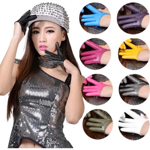 Female Fashion Comfortable Sexy Performance Hip Hop Nightclub Dance Points To Half Palm All Refers To The Punk Wind Short Gloves