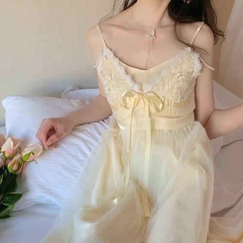 Super Fairy Net Yarn Suspender Skirt 2021 Spring and Summer New French Retro Gentle Wind Inner Dress Female