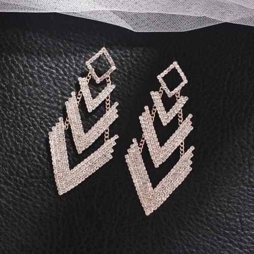 New design Crystal Long Drop Earrings for Women Shiny Leaf rhinestone Bridal Wedding Jewelry gift E709