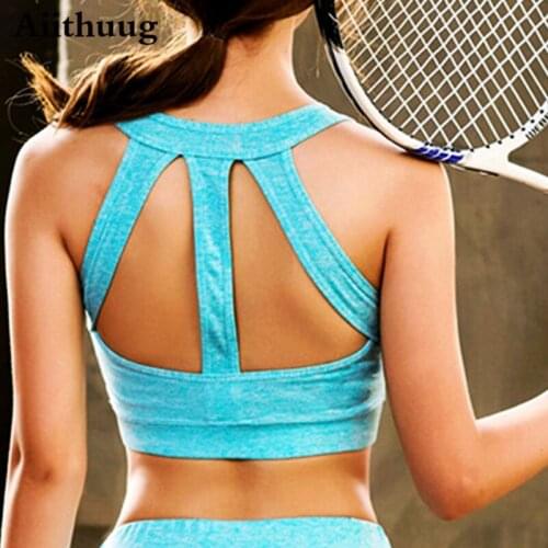 Aiithuug Strappy Sports Bra for Women Padded Bra Criss-Cross Back Activewear Workout Tops Full Coverage Padded Full Supportive
