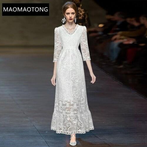 Fashion Designer Summer Lace Sexy Backless Dress Womens V-neck 3/4 Sleeve Hollow Out Vintage Maxi Party Dress