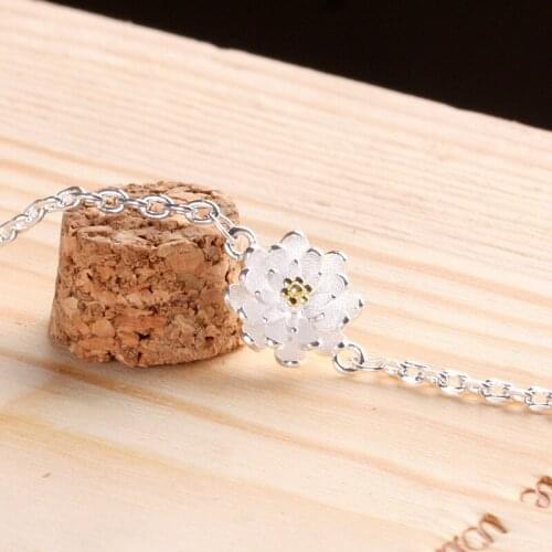 Silver Plated Bracelet Fresh Lotus Flower Bracelets For Women Bracelets & Bangles Jewelry Sweet Flower Charms Bracelet A43