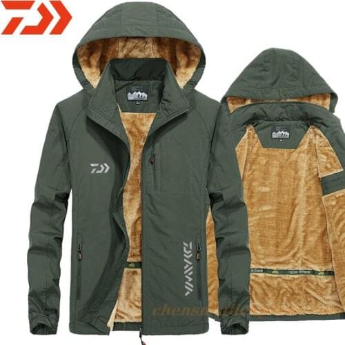DAIWA Winter Fishing Clothes Men Thickening and Fleece Hooded Fishing Coat Outdoor Mountaineering Plus Size Fishing Jacket