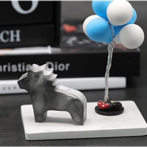 2021 New Yellow Simple Animal Silicone Mold Whale Bear 2020 trend