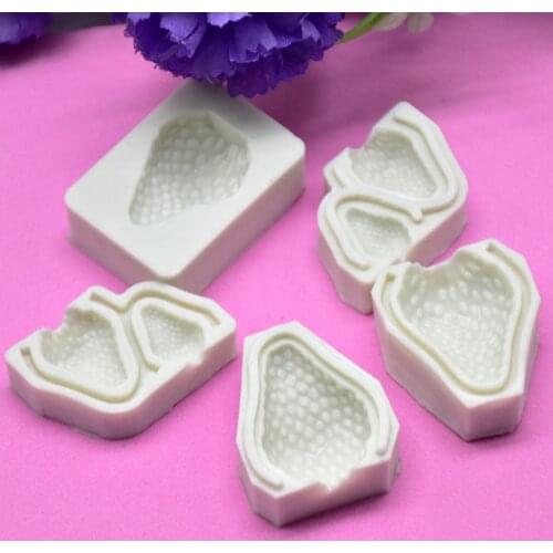3D DIY White Fondant Strawberry Mold Cake Mould Soap Molds Chocolate Pastry Sugar Craft Baking Tool Kitchen Accessories