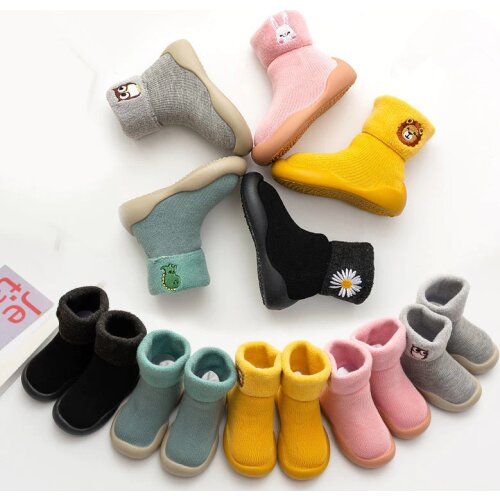 Winter New Products Childrens Sock Shoes , Lamb Wool Snow Socks Shoes Baby Embroidery Socks Toddler First Walkers