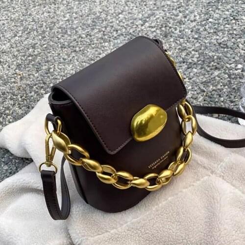 Elegant Female Chain Tote Bucket bag 2021 New High-quality PU Leather Womens Designer Handbag Vintage Shoulder Messenger Bag