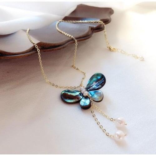 Korean Vintage Butterfly Pendant Necklace Freshwater Pearl Necklace Handmade Sweater Chain Choker 14K Gold Collar Jewelry Female