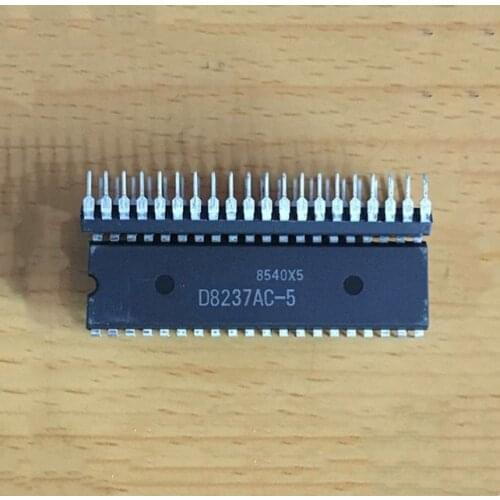 1PCS D8237AC-5 DIP-40 UPD8237AC-5 D8237 and original