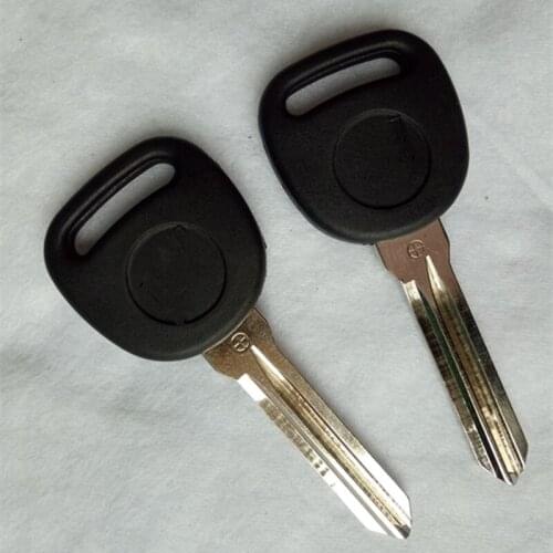 DAKATU New Transponder Chip Holder Car Key Shell Auto Blank Case For Chevrolet For GMC Buick Replacement Key Case Cover