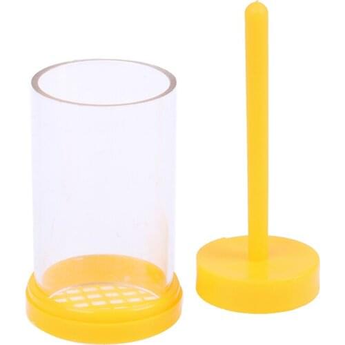 Portable Queen Bee Marking Cage Useful Marker Yellow Plastic Bottle with Soft Plunger Beekeeping Equipment Insect Bee Tool