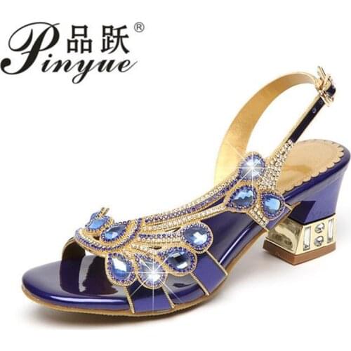 Sandals womens new diamond inlaid womens fashion shoes casual womens shoes outdoor hot womens beach shoes