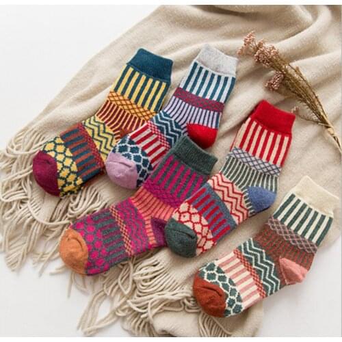 New Winter Thick Warm Wool Women Colorful Fashion Casual Wind-Flowers Cotton Socks