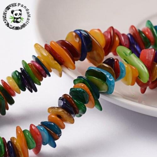 Shell Beads Strands, Chips, Dyed, Mixed Color, about 5~7mm in diameter, 1~2mm thick, Hole: 0.8mm, about 430pcs/strand, 34"
