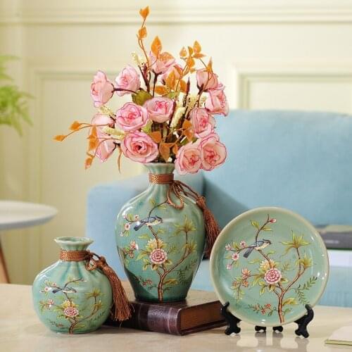 Jamal's Ceramic Flower Vases