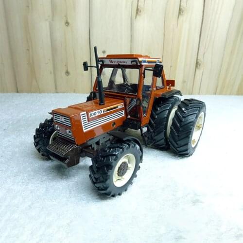 Diecast 1/32 Scale FIAT 100-90 Dutch Tractor Six-wheel Agricultural Vehicle Model Adult Collection Static Gifts Toys for Boys