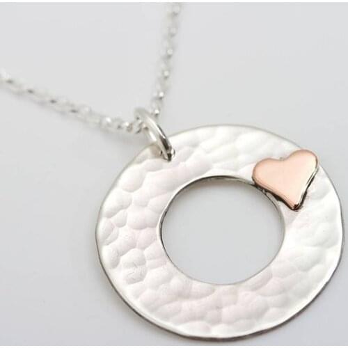 925 STERLING ROUND PLATFORM HEART NECKLACE