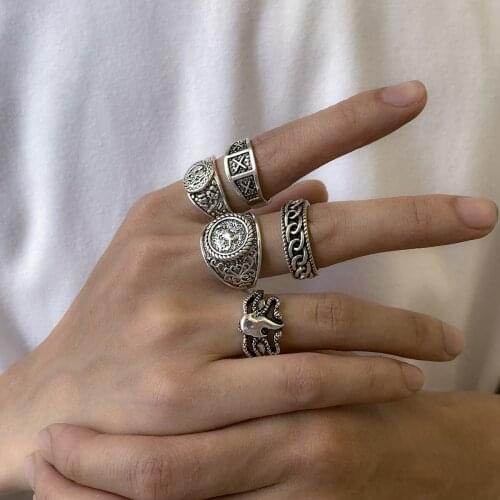 April well Men's Rings