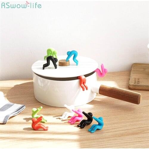3PCS Creative Kitchen Tool Lilliputian Cover Anti Overflow Device Preventer Elevator Prevent Soup Overflowing Silica Gel Cartoon