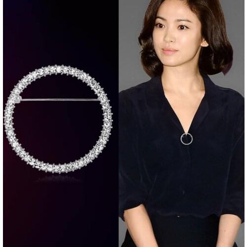 New Simple Creative Crystal Brooches Pins Brooch Cardigan Fixed Braces Dress Clothes Pin for Women Men Jewelry Accessories Gifts