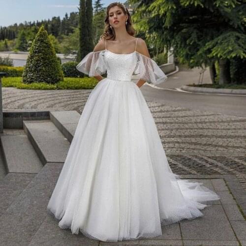 Stunning Vintage Wedding Dress Lace Dots Tulle Princess Boho Wedding Gowns Spaghetti Straps Beach Bridal Dresses Plus Size 2021