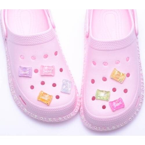 1 PCS Plastic Shoe Charms Sweets JIBZ Accessories Cloc Shoe Buckles Cute Decorations Fit Bracelets Shoes Croc JIBZ Kids Gift